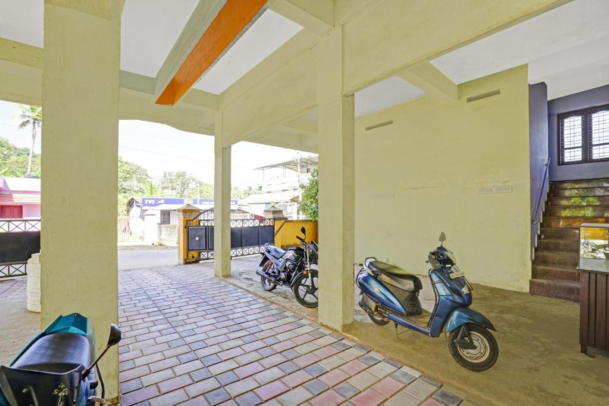 Hotel O Ss Residency Punalur Экстерьер фото